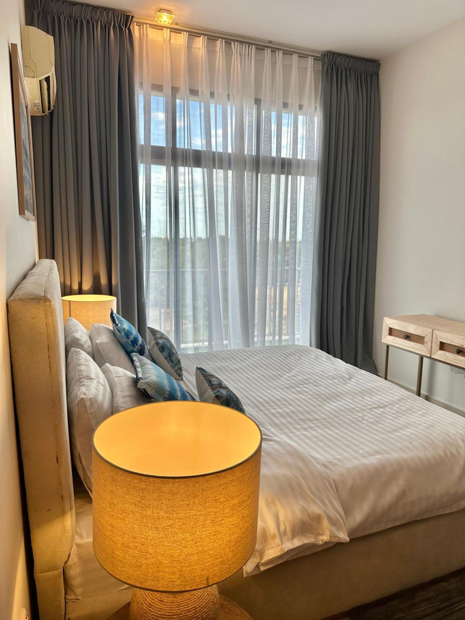 Coastalhome 75Inch Tv 5Min Drive To The City & Beach Dar-es-Salaam Eksteriør bilde