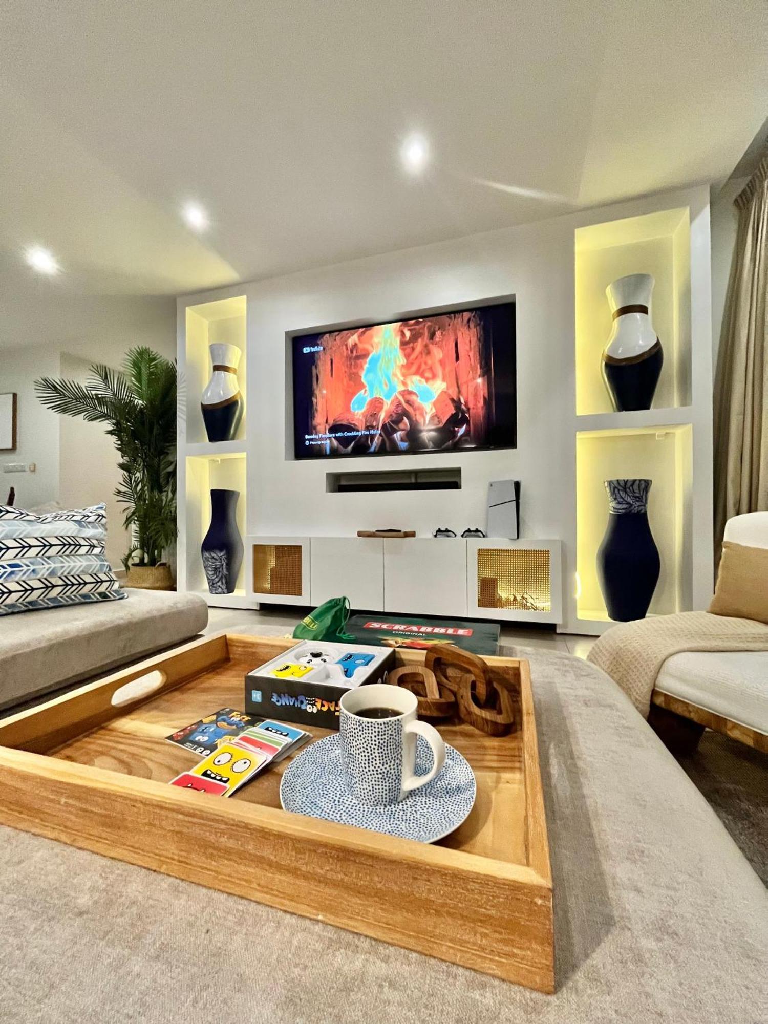 Coastalhome 75Inch Tv 5Min Drive To The City & Beach Dar-es-Salaam Eksteriør bilde