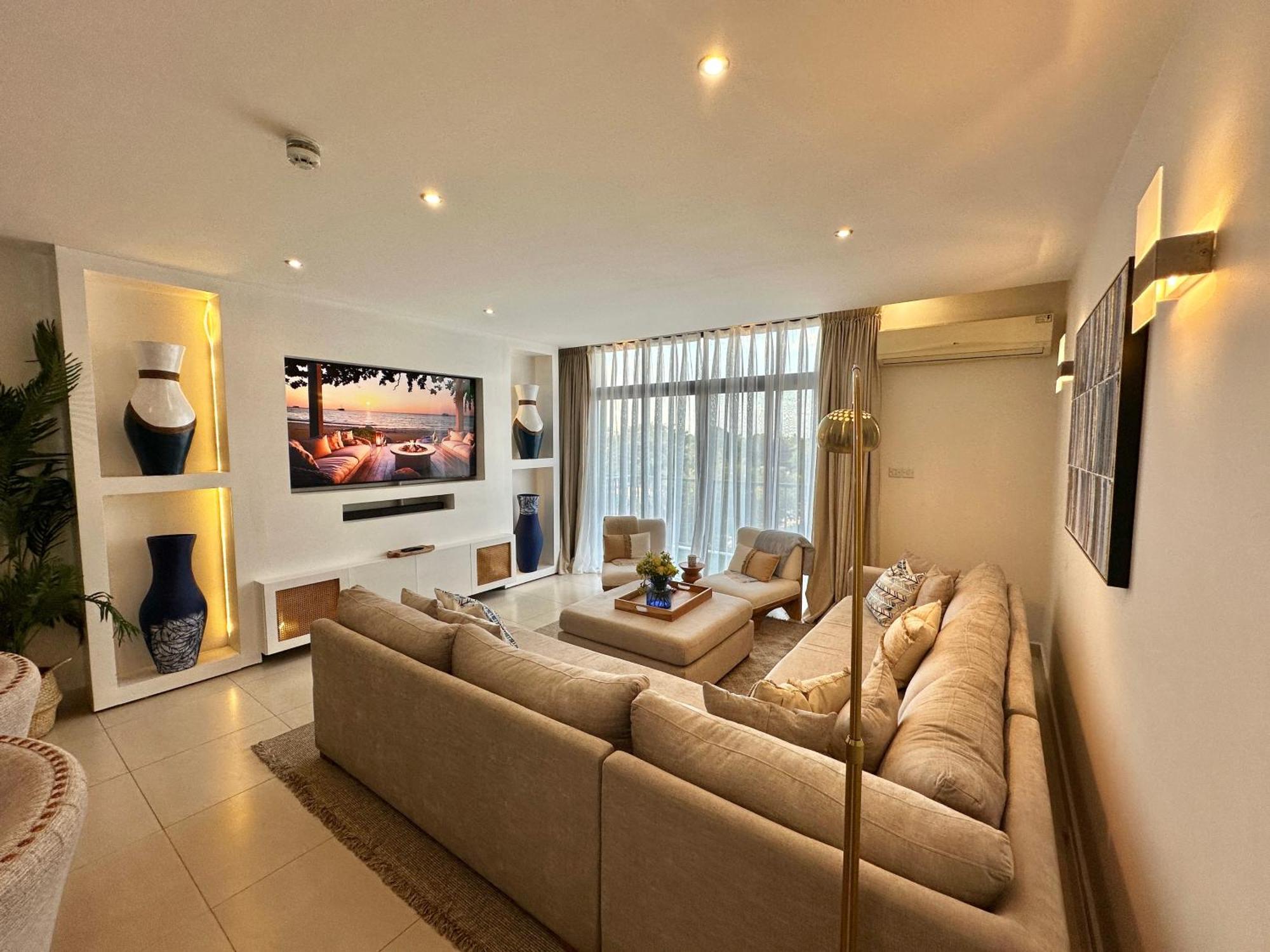 Coastalhome 75Inch Tv 5Min Drive To The City & Beach Dar-es-Salaam Eksteriør bilde