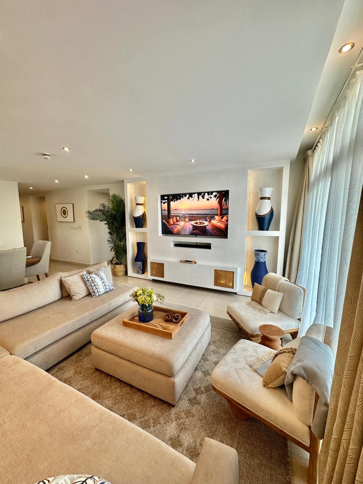 Coastalhome 75Inch Tv 5Min Drive To The City & Beach Dar-es-Salaam Eksteriør bilde