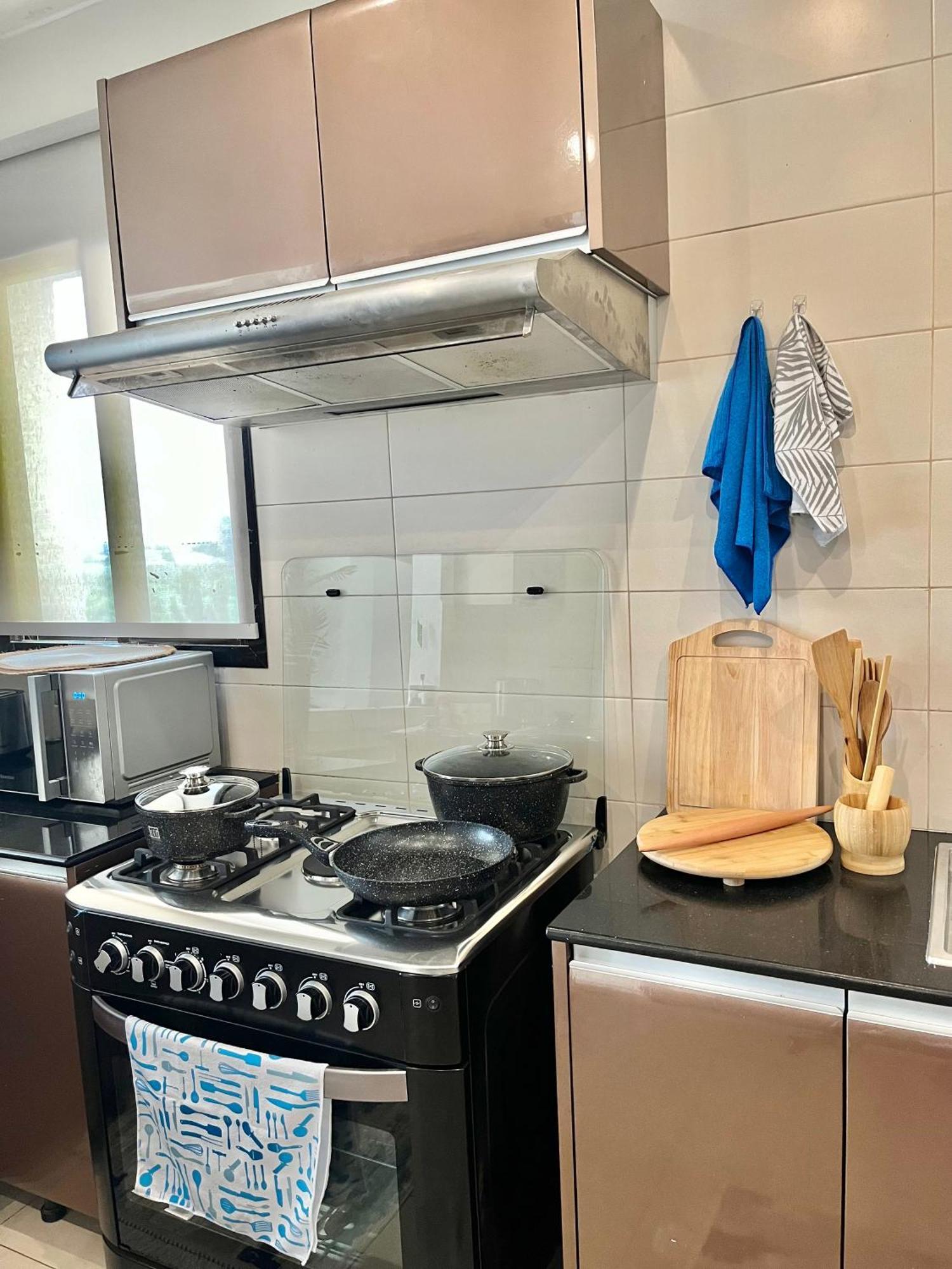 Coastalhome 75Inch Tv 5Min Drive To The City & Beach Dar-es-Salaam Eksteriør bilde
