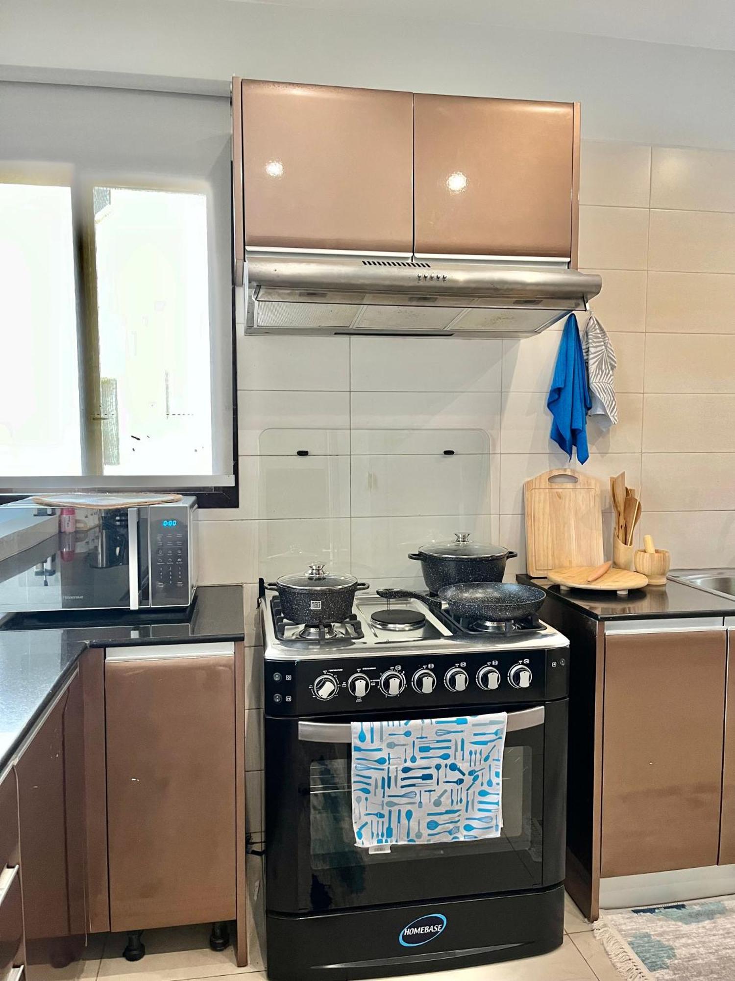 Coastalhome 75Inch Tv 5Min Drive To The City & Beach Dar-es-Salaam Eksteriør bilde