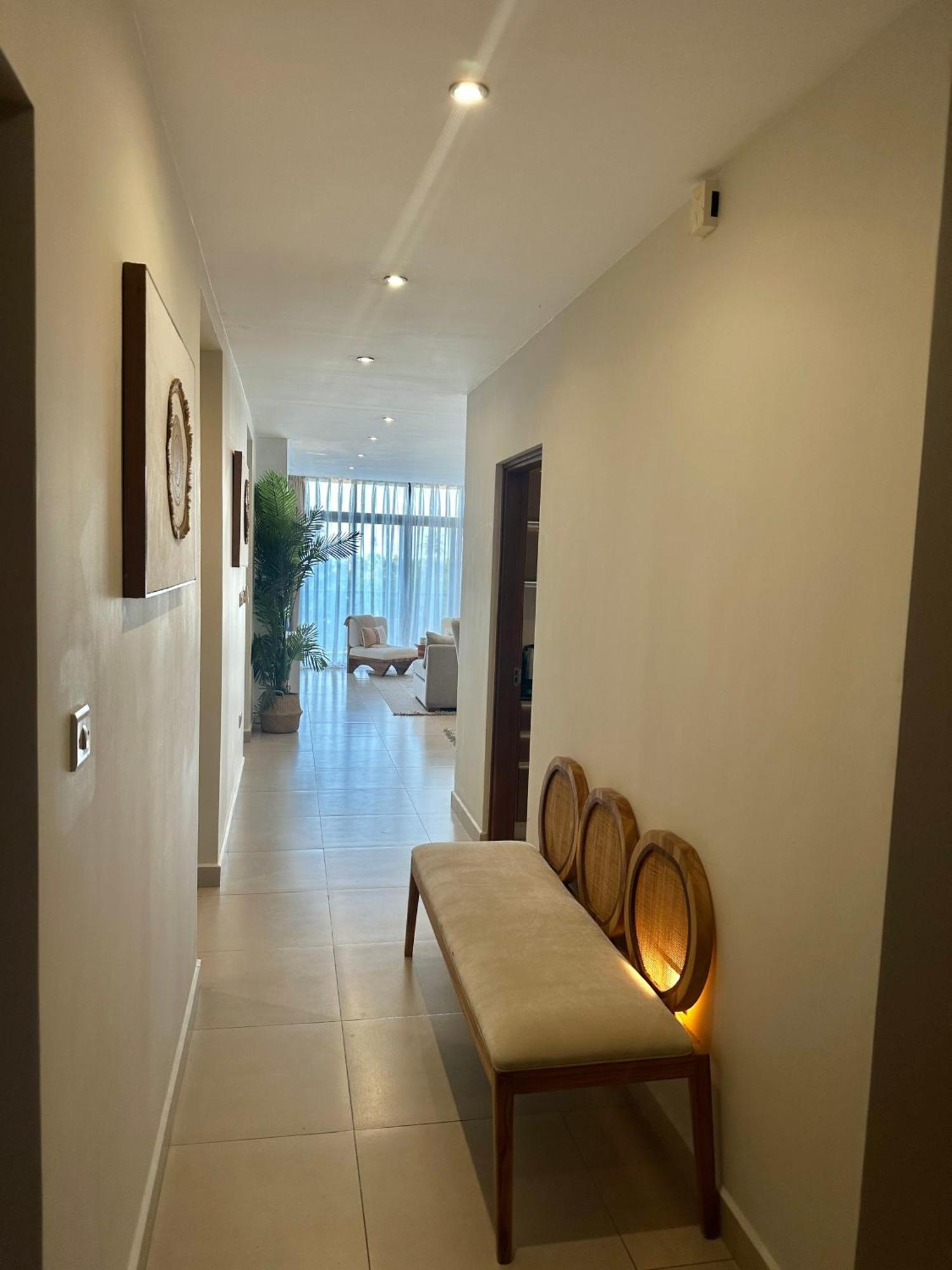 Coastalhome 75Inch Tv 5Min Drive To The City & Beach Dar-es-Salaam Eksteriør bilde