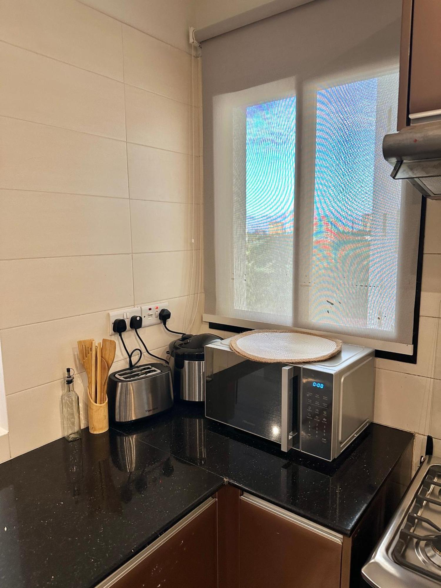 Coastalhome 75Inch Tv 5Min Drive To The City & Beach Dar-es-Salaam Eksteriør bilde