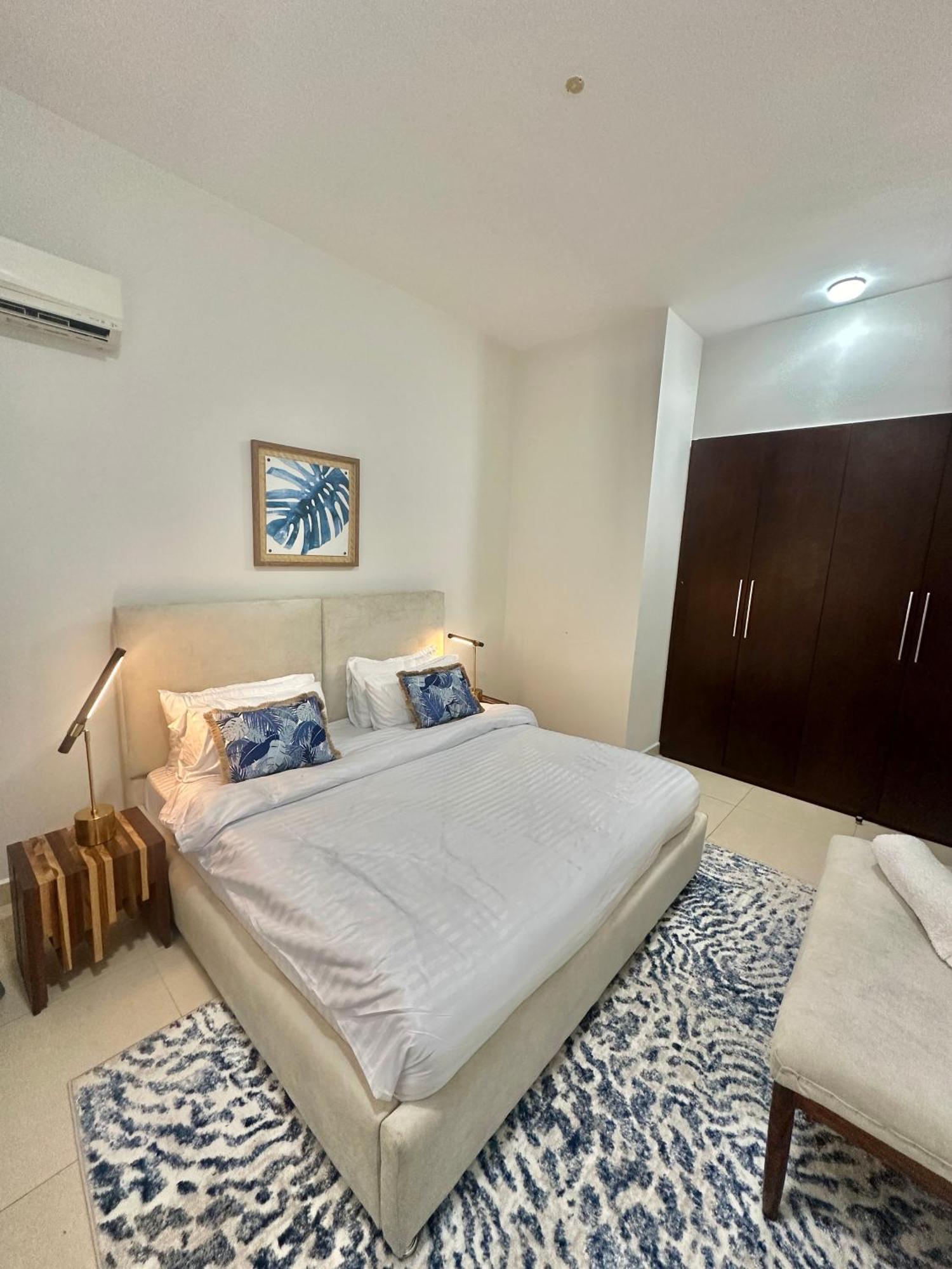 Coastalhome 75Inch Tv 5Min Drive To The City & Beach Dar-es-Salaam Eksteriør bilde