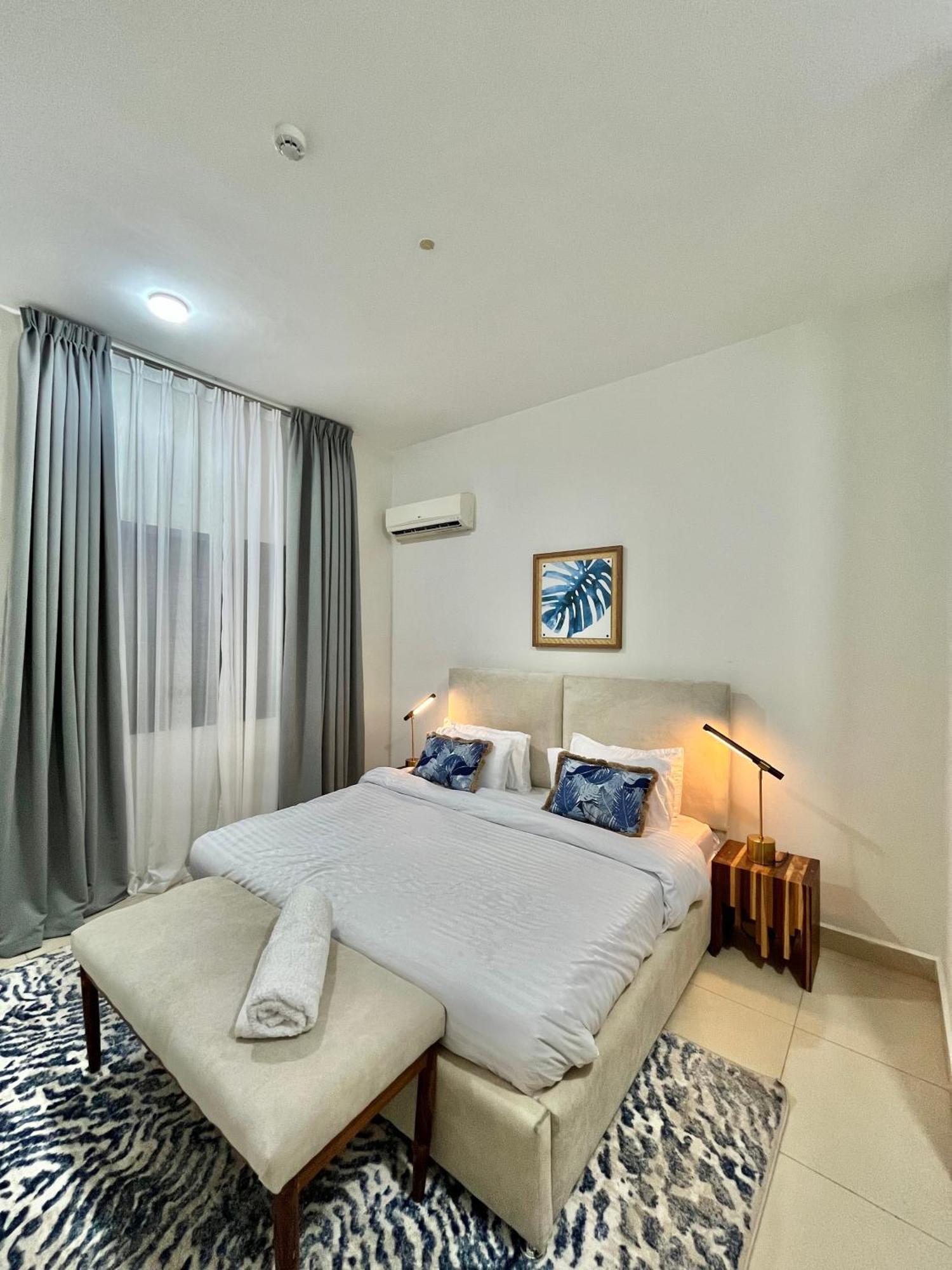 Coastalhome 75Inch Tv 5Min Drive To The City & Beach Dar-es-Salaam Eksteriør bilde